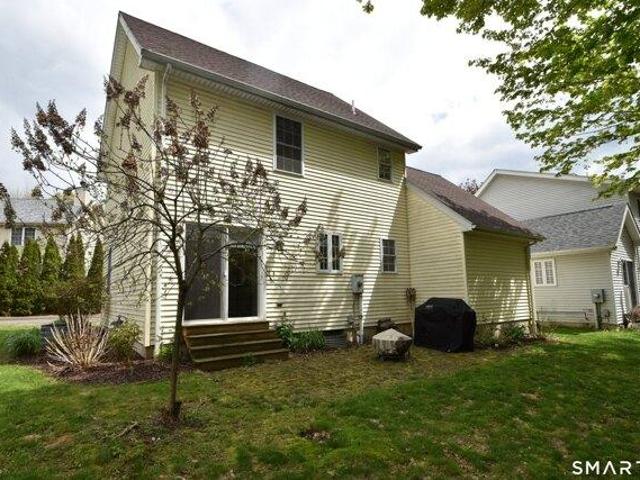 Condo for sale in Canton, Connecticut