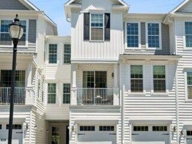 Condo for sale in Cedar Grove, New Jersey