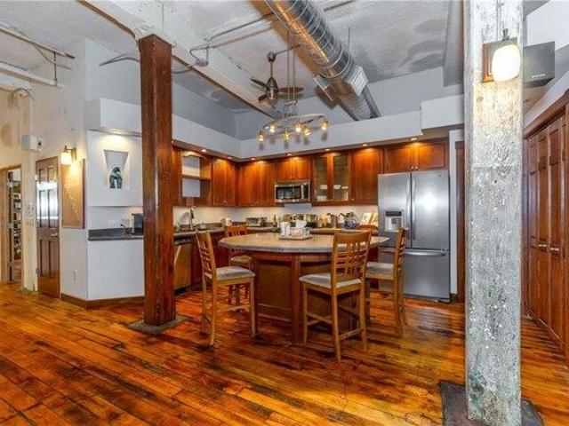 Condo for sale in Central Falls, Rhode Island