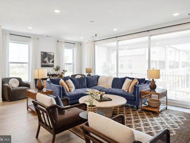 Condo for sale in Virginia
