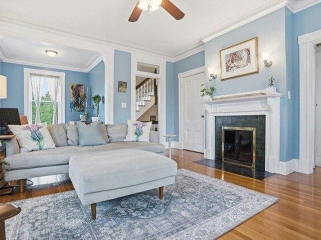 Condo for sale in Chelmsford, Massachusetts