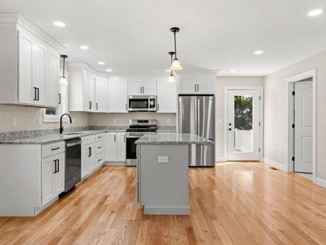 Condo for sale in Chelmsford, Massachusetts