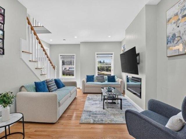 Condo for sale in Chelmsford, Middlesex County