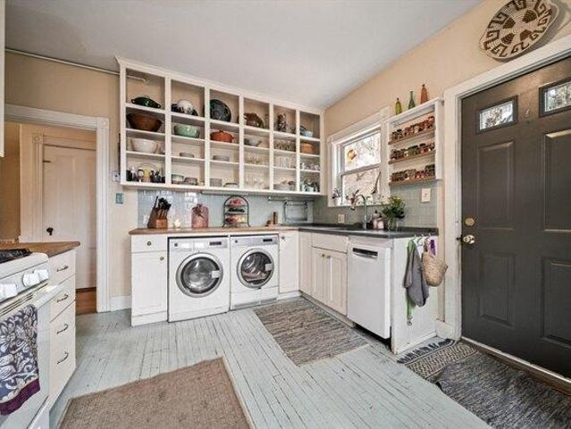 Condo for sale in Chelsea, Massachusetts