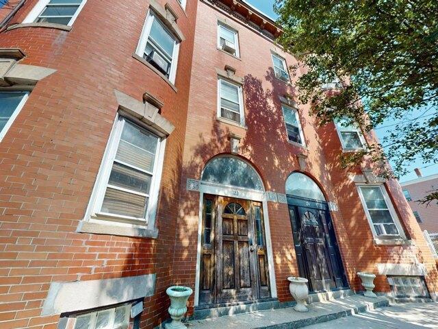 Condo for sale in Chelsea Square, Chelsea