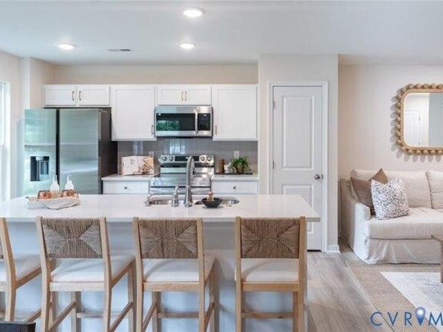 Condo for sale in Virginia