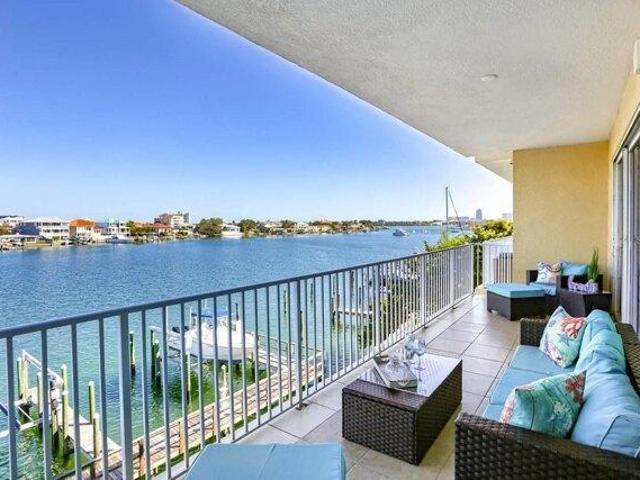 Condo for sale in Clearwater, Florida