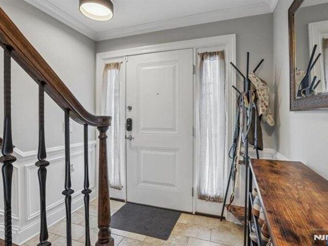 Condo for sale in Cliffside Park, New Jersey