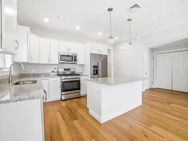 Condo for sale in Clinton, Massachusetts