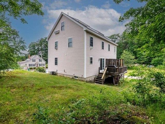 Condo for sale in Clinton, Massachusetts