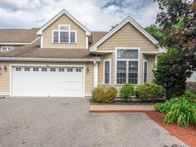 Condo for sale in Clinton, Massachusetts