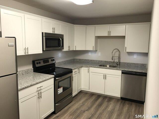 Condo for sale in Oxford Park, Cromwell