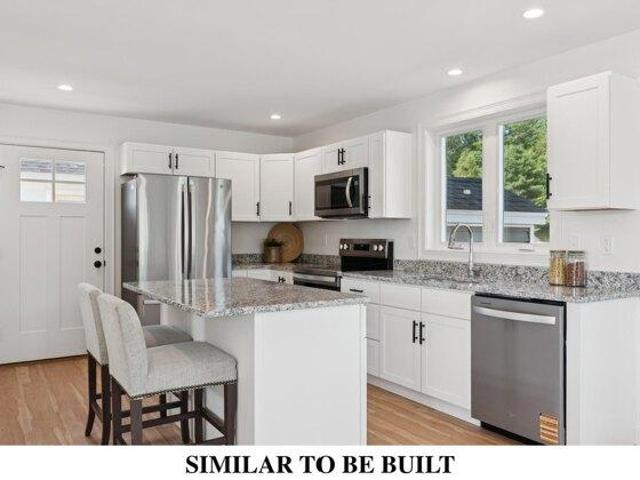 Condo for sale in Cumberland Center, Maine