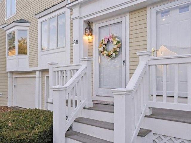 Condo for sale in Danvers, Massachusetts