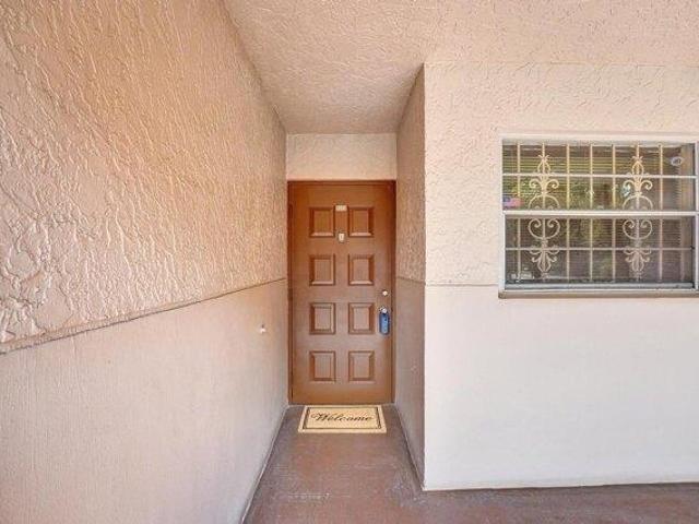 Condo for sale in Davie, Florida