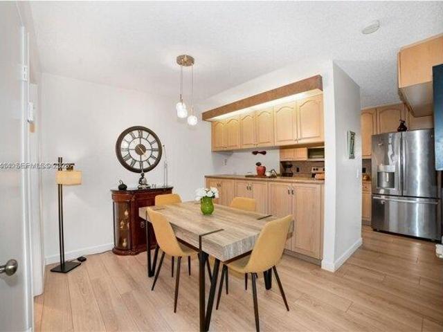 Condo for sale in Davie, Florida