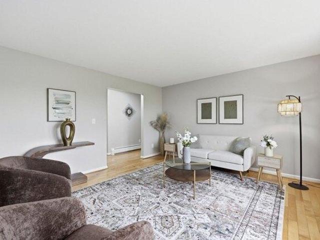 Condo for sale in Deerfield, Franklin County