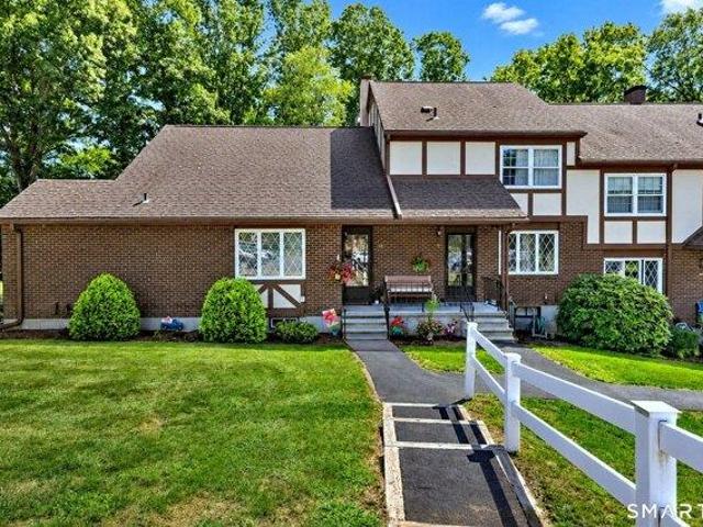 Condo for sale in Derby, Naugatuck Valley Planning Region