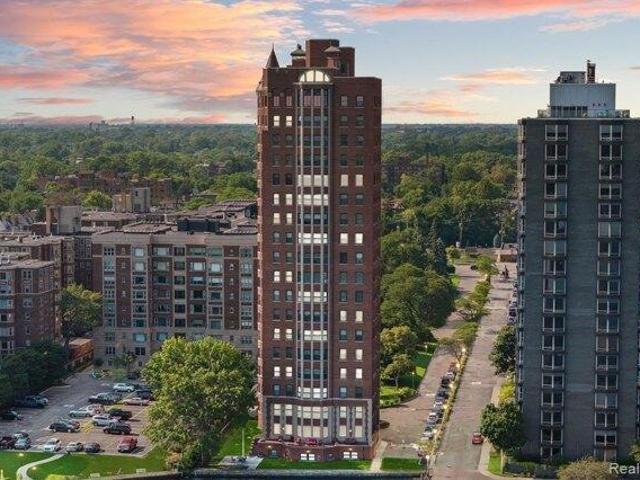 Condo for sale in Detroit
