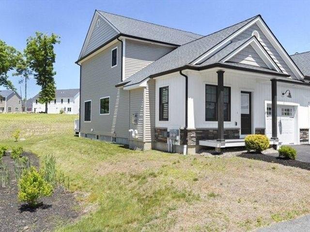 Condo for sale in Douglas, Massachusetts