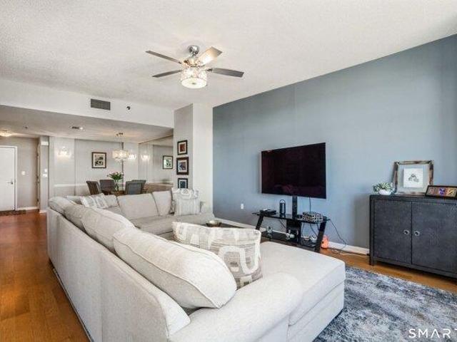 Condo for sale in East Hartford, Connecticut