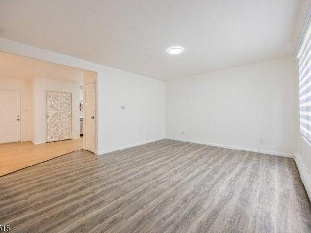 Condo for sale in East Orange, New Jersey