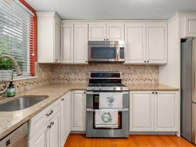 Condo for sale in Bristol, Massachusetts