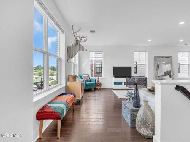 Condo for sale in Monmouth, New Jersey