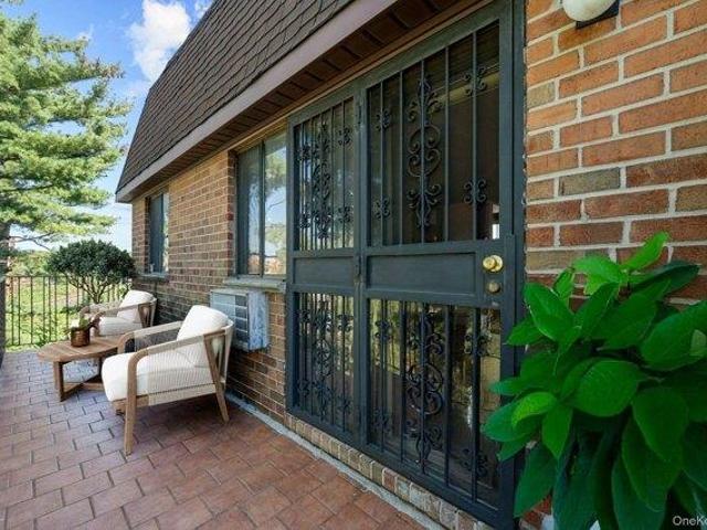 Condo for sale in Queens, Arverne