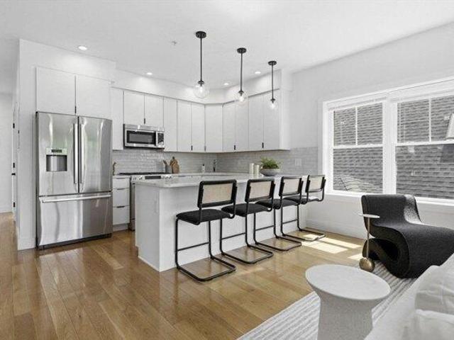 Condo for sale in Everett, Massachusetts