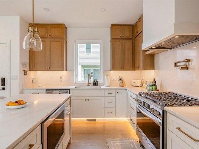 Condo for sale in Everett, Massachusetts