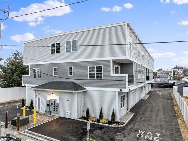Condo for sale in Bristol, Massachusetts