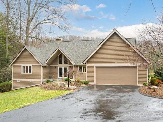 Condo for sale in Flat Rock, North Carolina