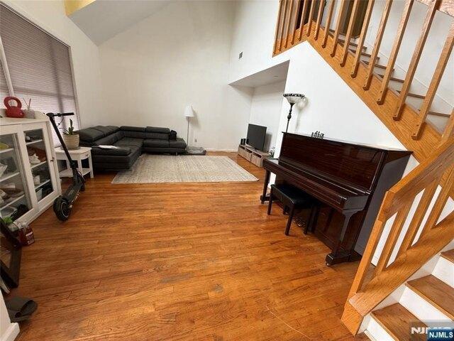 Condo for sale in Fort Lee, New Jersey