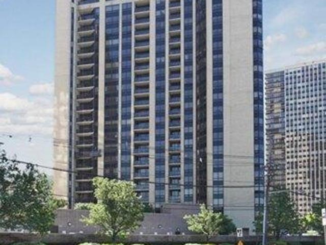 Condo for sale in Fort Lee, New Jersey