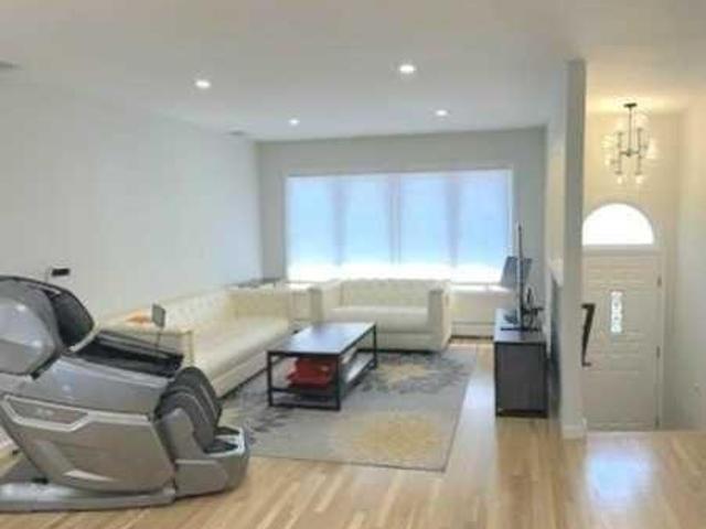 Condo for sale in Fort Lee, New Jersey
