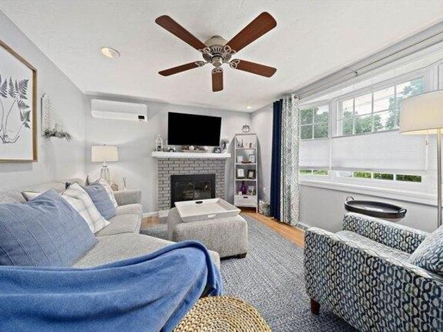 Condo for sale in Franklin, Massachusetts