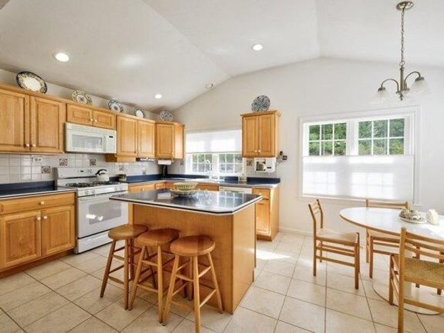 Condo for sale in Franklin, Massachusetts