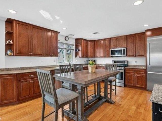 Condo for sale in Garfield, New Jersey