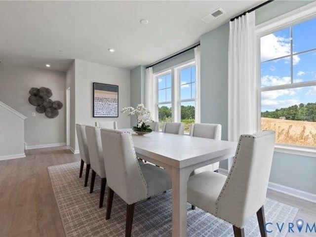 Condo for sale in Virginia