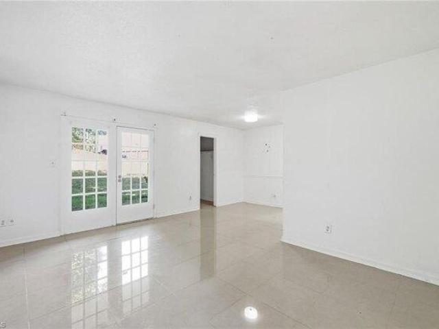 Condo for sale in Guilford, North Carolina