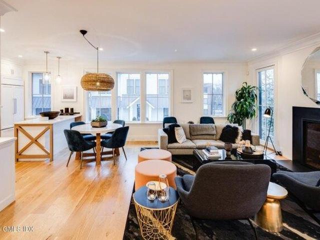 Condo for sale in Greenwich, Connecticut