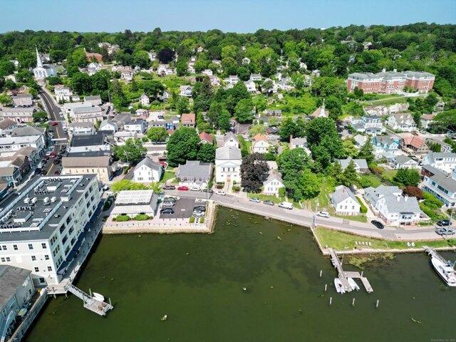 Condo for sale in Groton, Southeastern Connecticut Planning Region