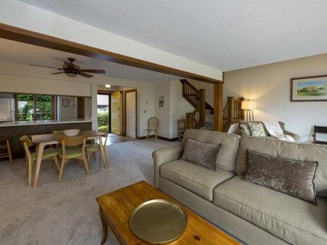 Condo for sale in Quechee, Hartford
