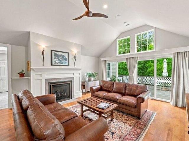 Condo for sale in The Meadows Condominiums, Hingham