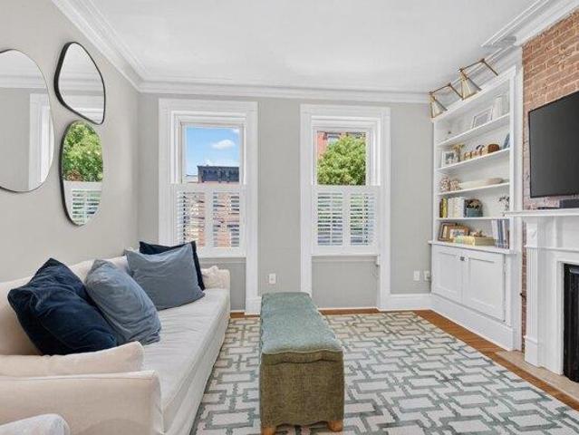 Condo for sale in Hudson, New Jersey