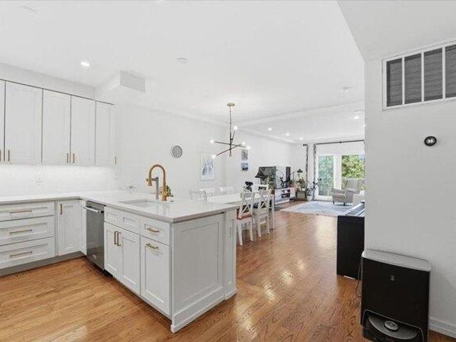 Condo for sale in Hudson, New Jersey