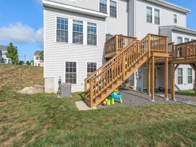 Condo for sale in Hopkinton, Massachusetts