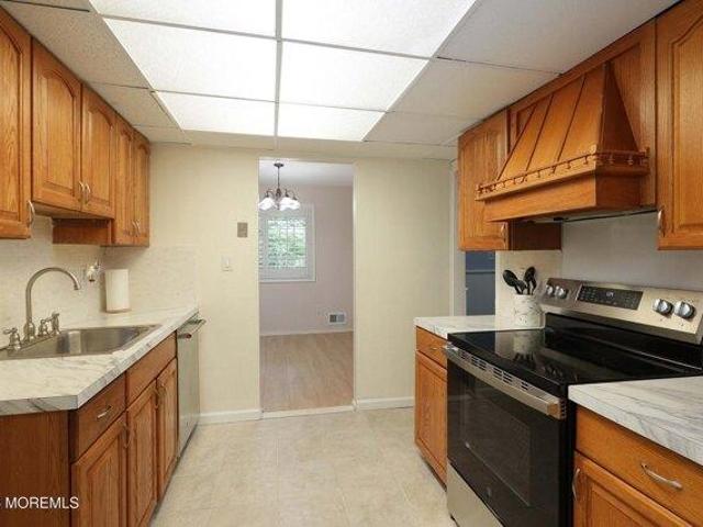 Condo for sale in Monmouth, New Jersey