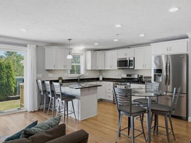 Condo for sale in Hudson, Massachusetts